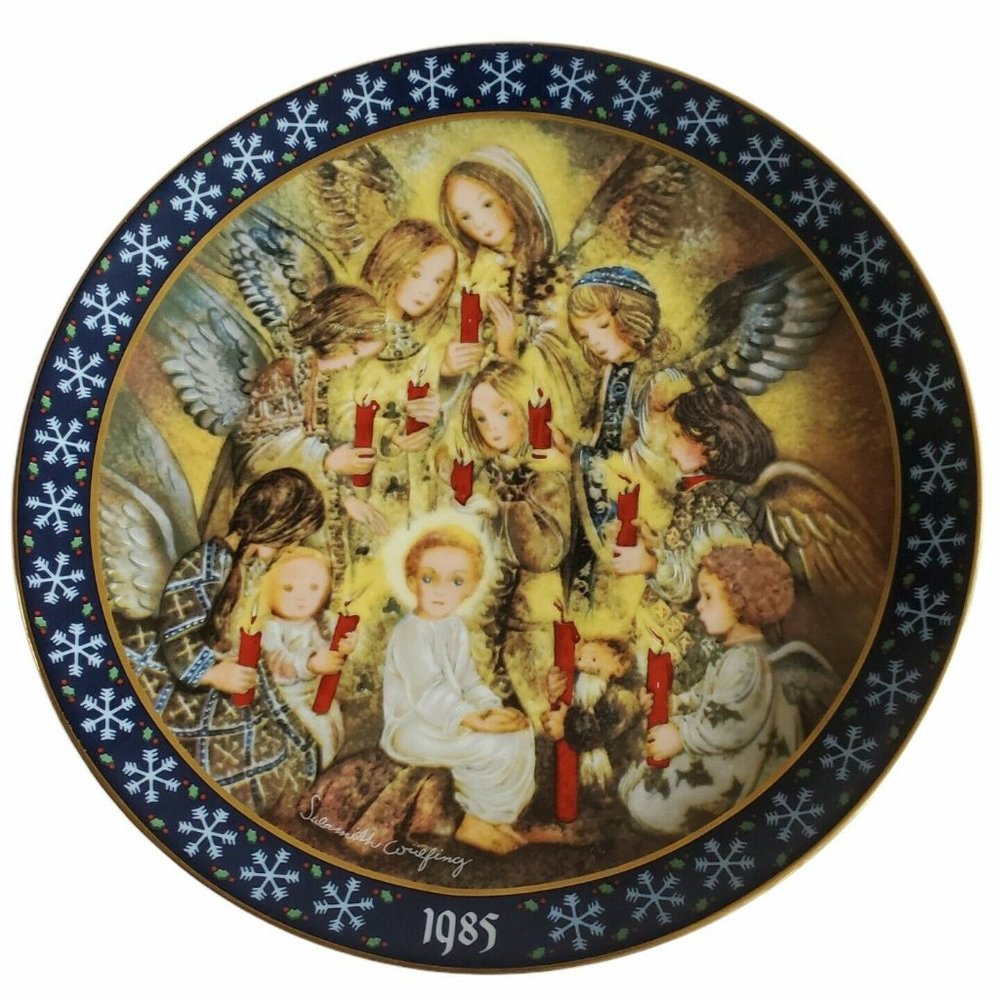 Sulamith Wulfing's The Angels' Vigil Plate